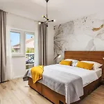 Certus By Interhome בית נופש Brisevo