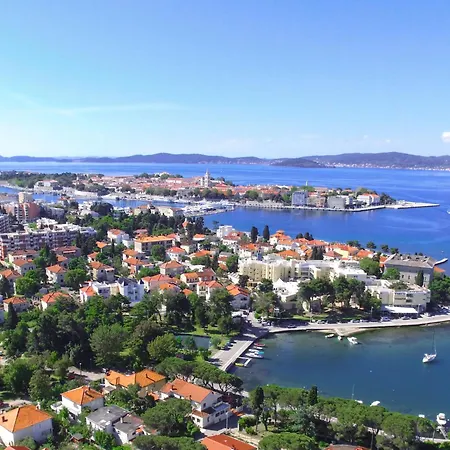 Certus By Interhome *