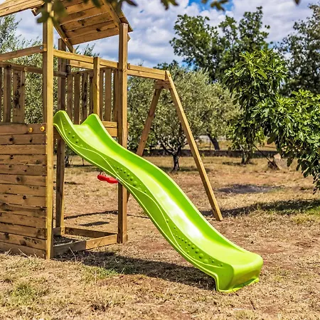 Casa de Férias Certus By Interhome Brisevo