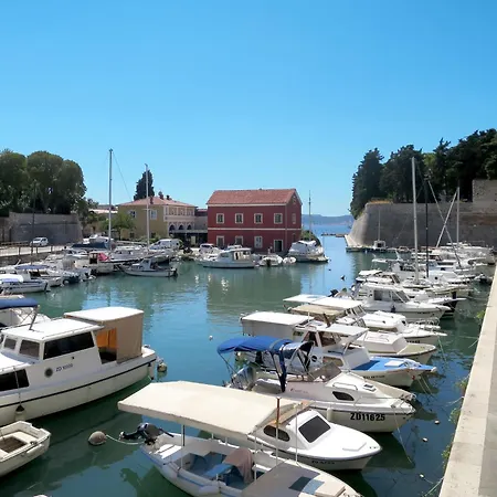 Certus By Interhome Brisevo