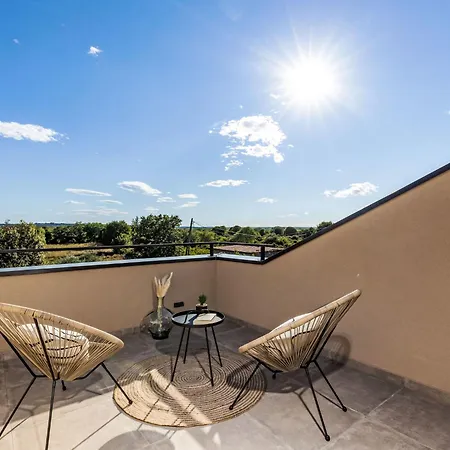 Certus By Interhome